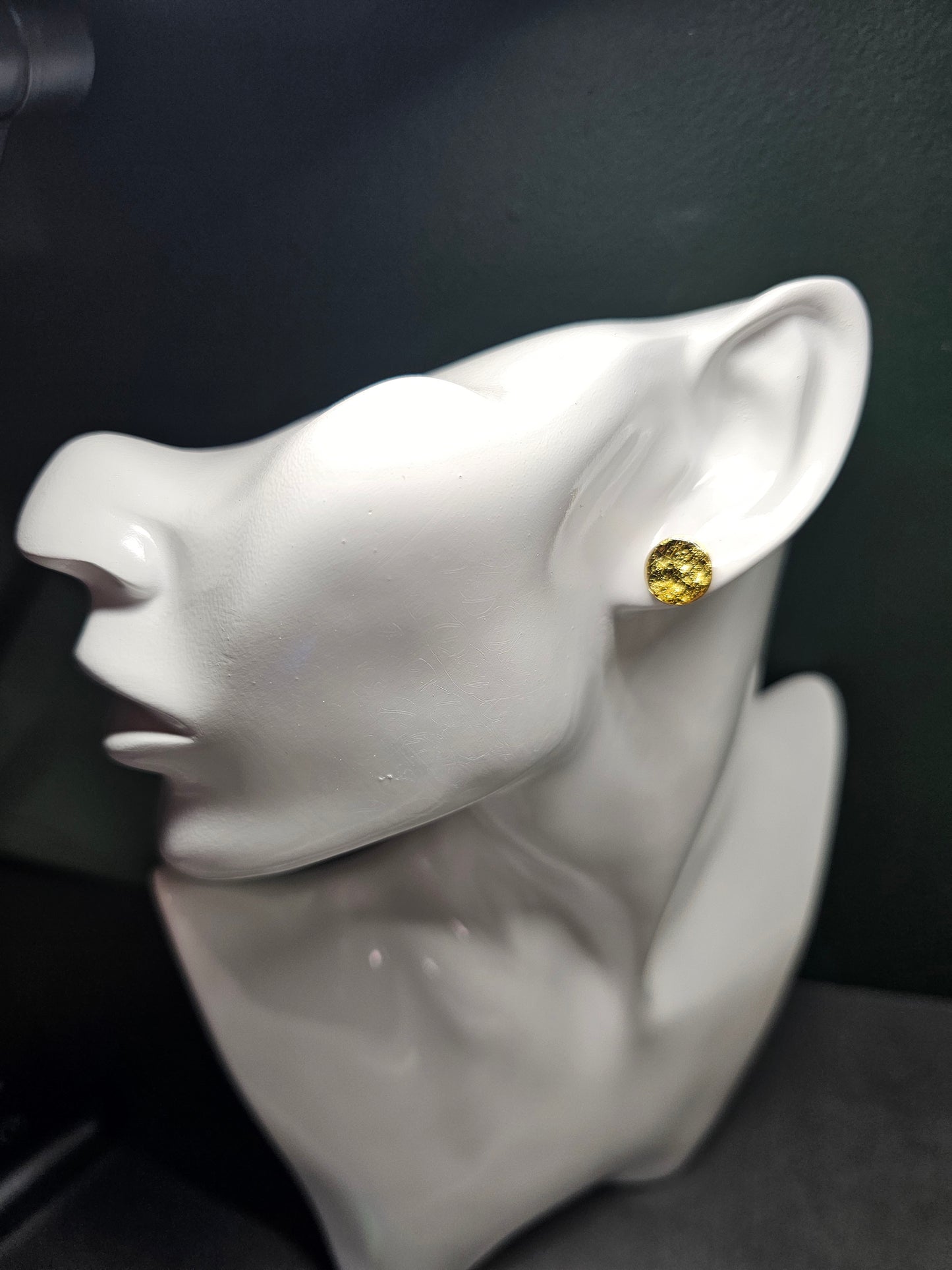 Gold hammered effect round stud earrings