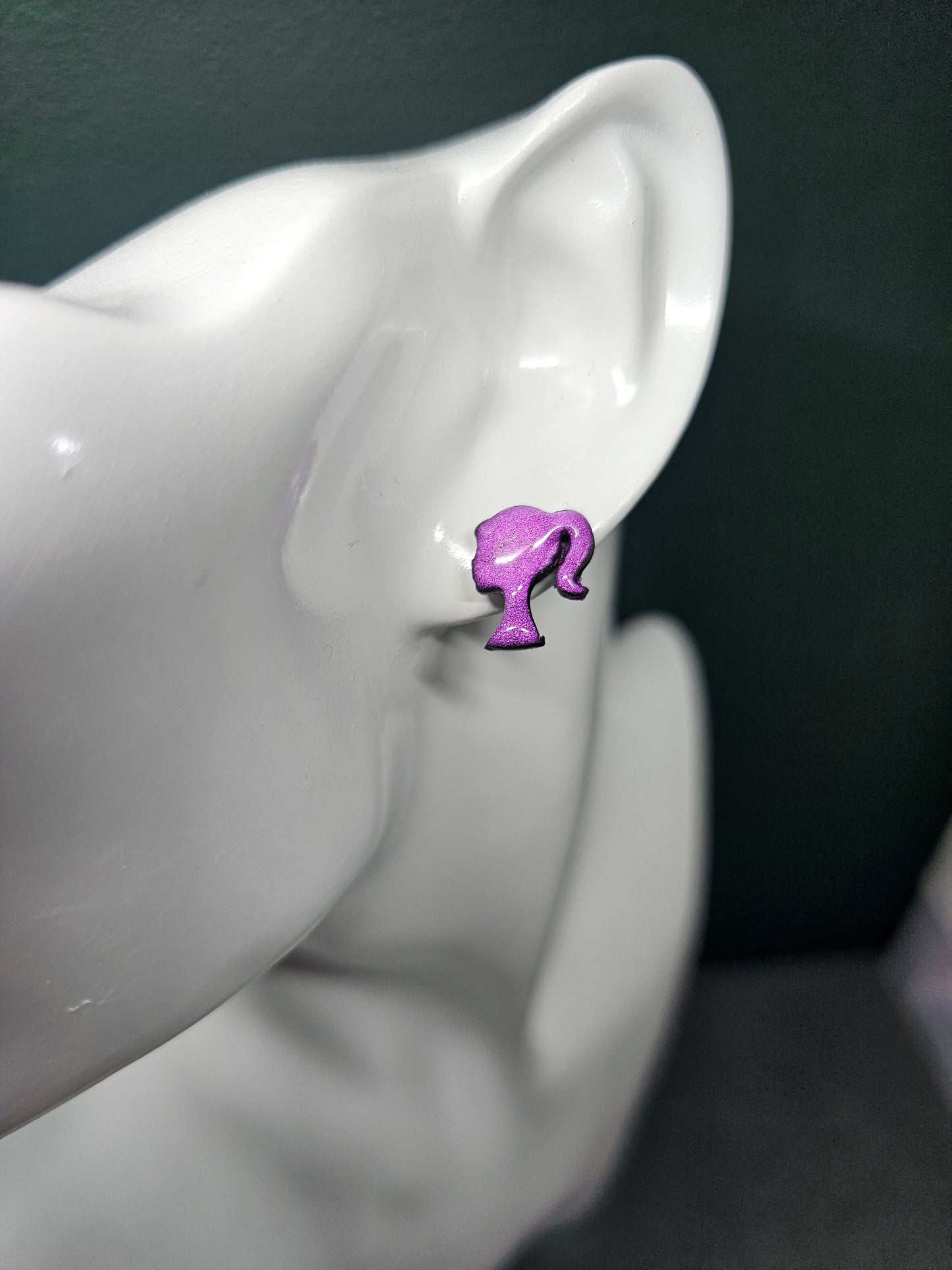 Fuchsia little lady stud earrings