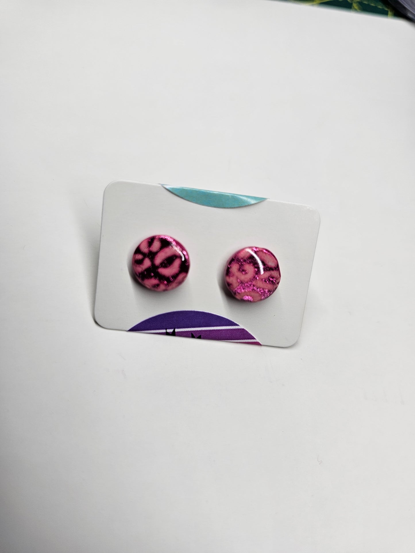 Pink leaf and leopard print dot earrings