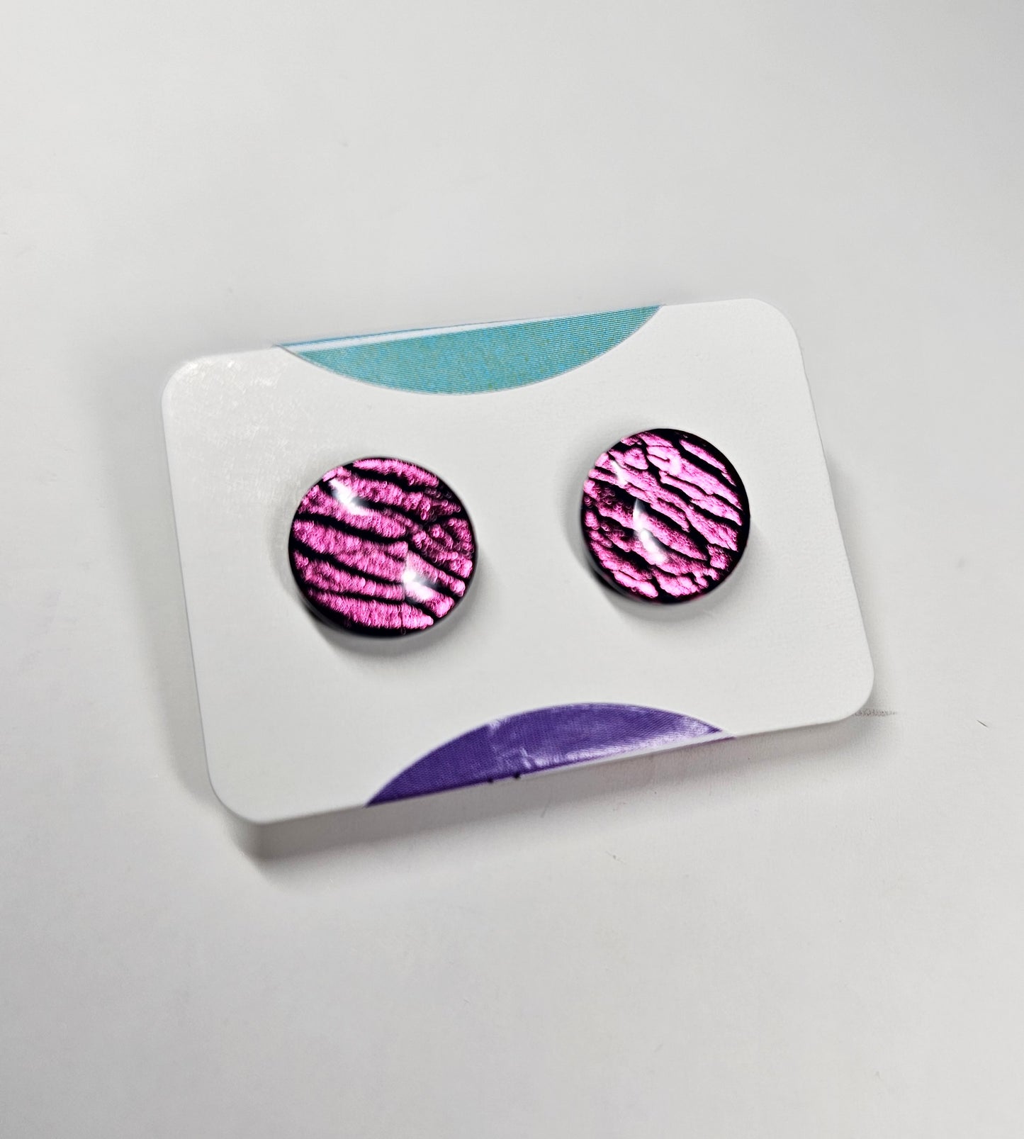 Pink leaf dot stud earrings