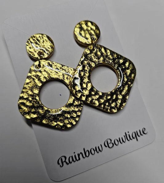 Hammered gold effect square donut shaped earrings