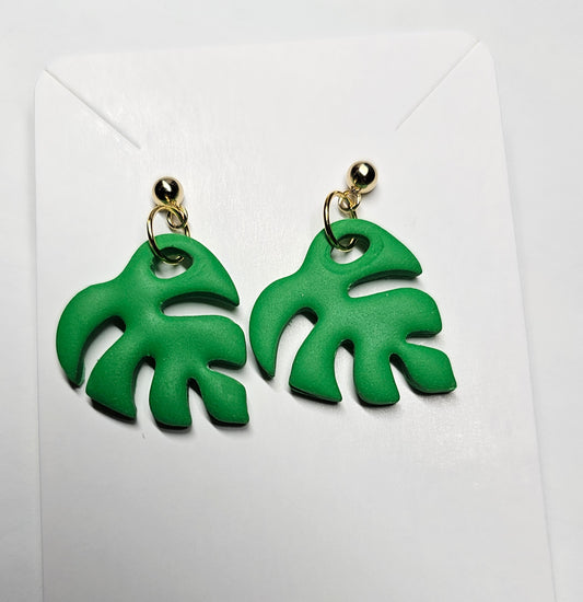 Monstera leaf earrings