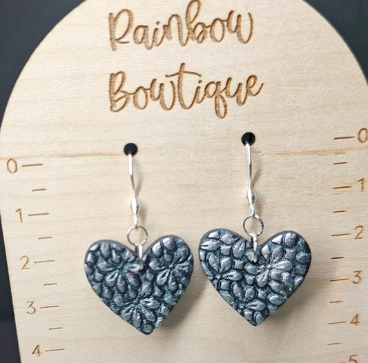 Heart dangles with flower pattern