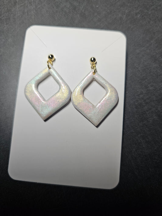 Pearlescent earrings
