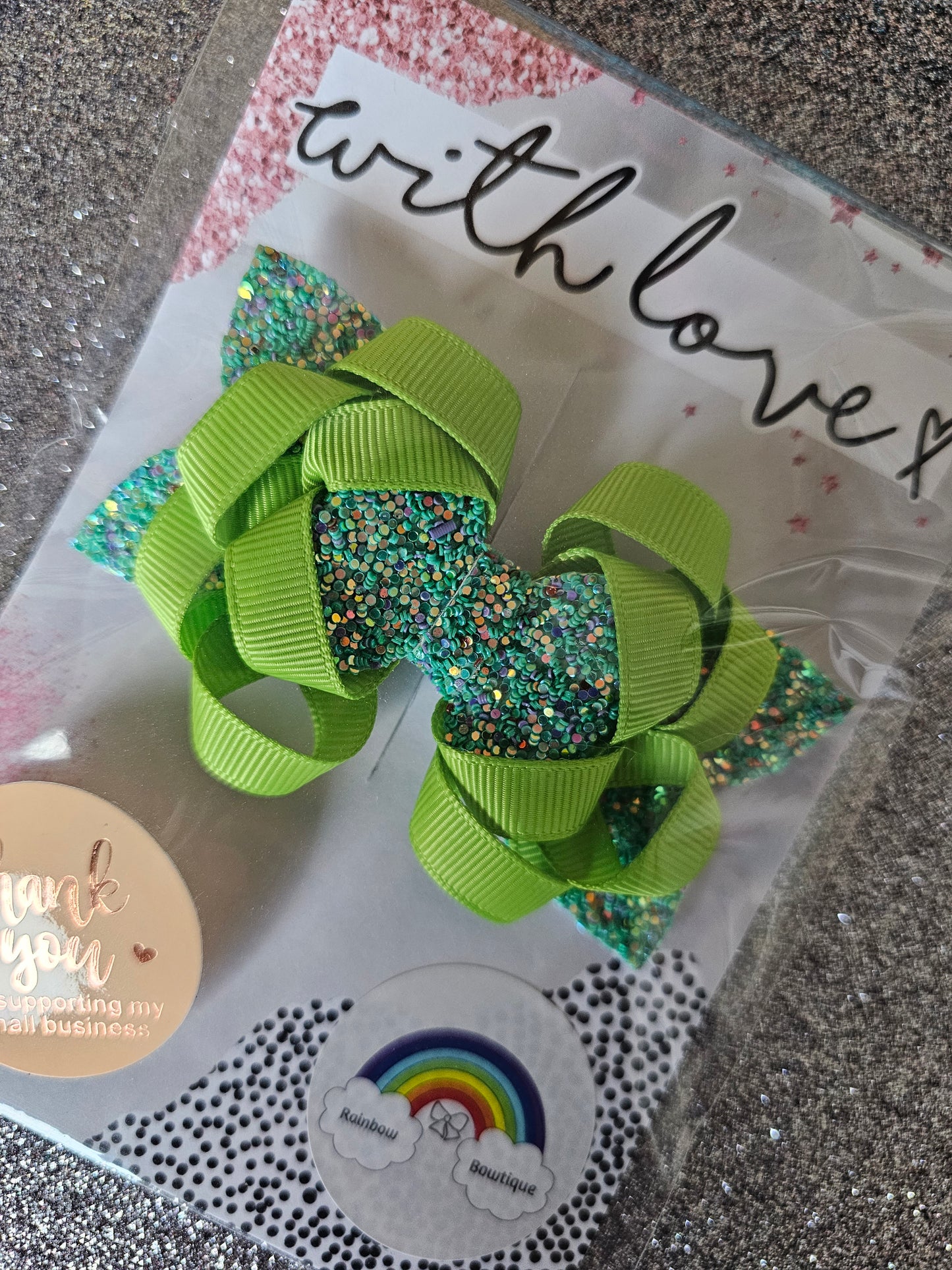 Green ribbon hair bow