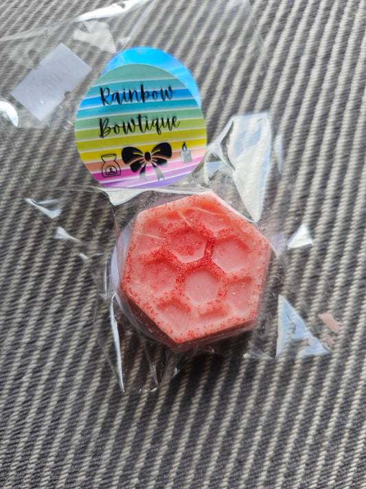 Winter glo honeycomb wax melt