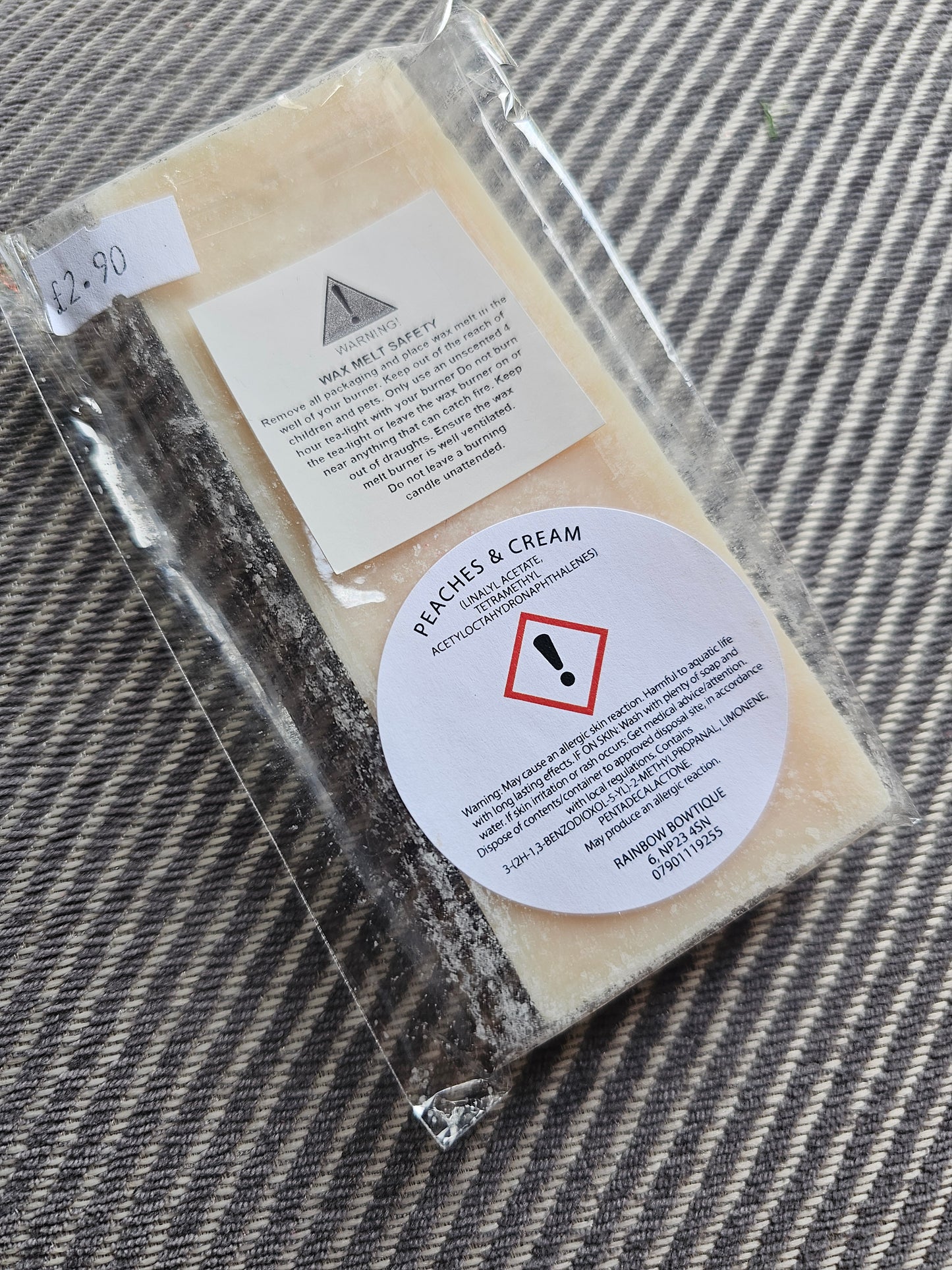 Peaches and cream wax melt bar
