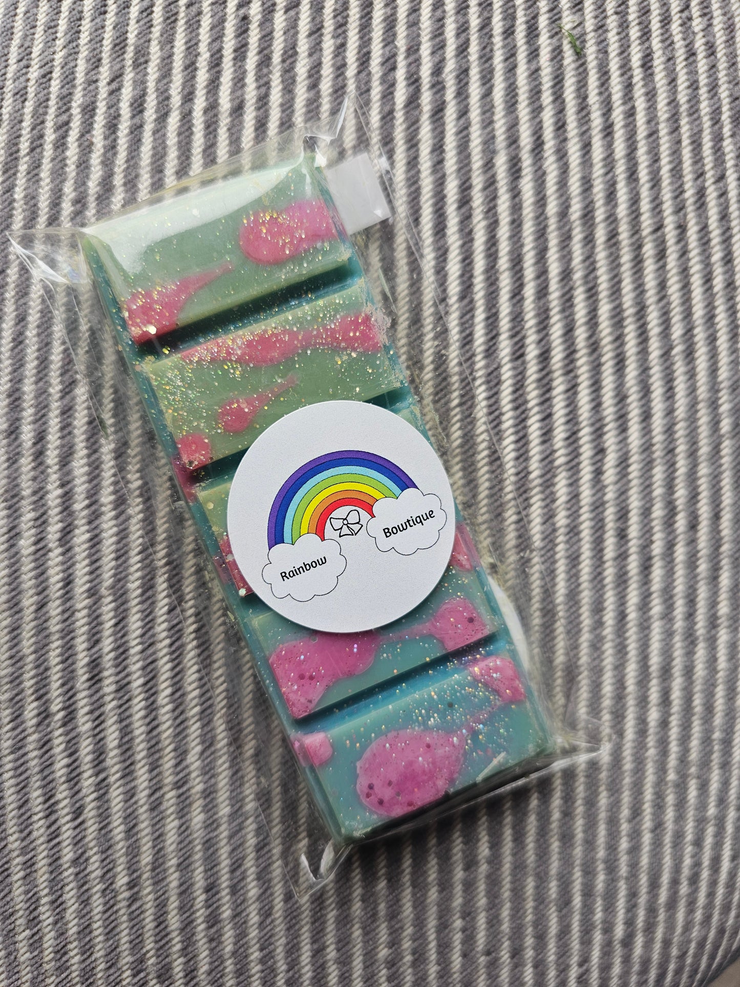 Bubblegum wax melt snap bar