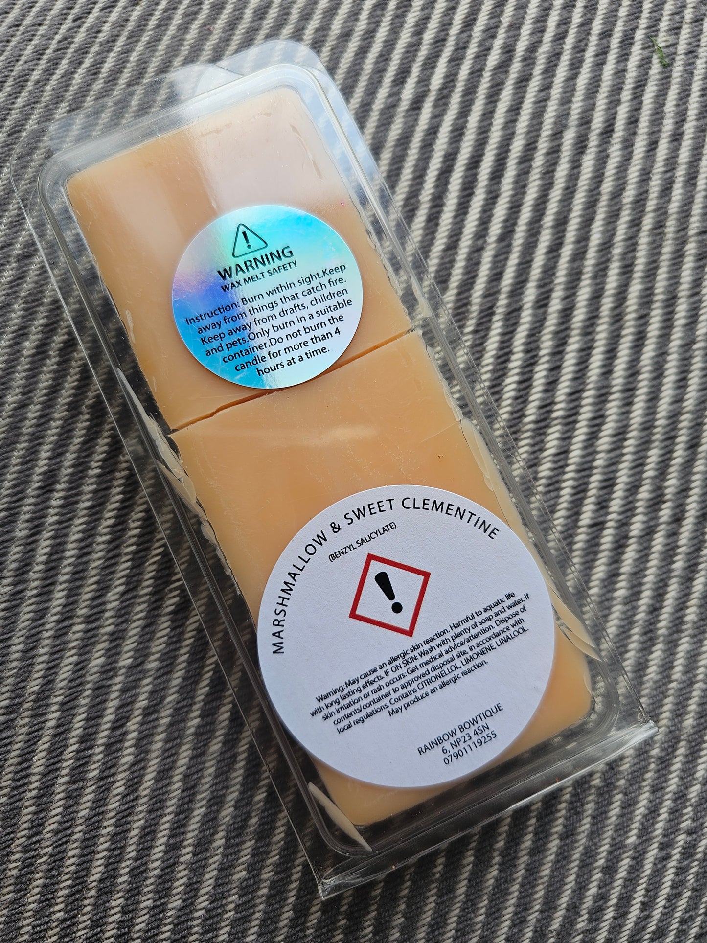 Marshmallow and sweet clementine snap bar wax melt