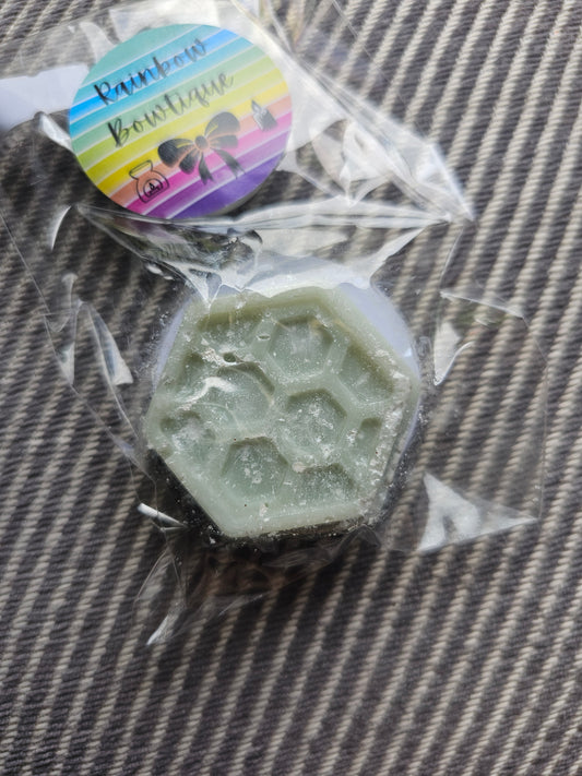 First snow honeycomb wax melts